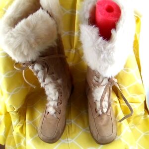 BOOTS WOMAN UNBRANDED